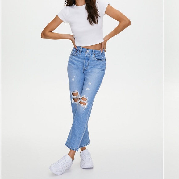 Aritzia x Levi’s 501 Crop Jeans - Picture 4 of 9
